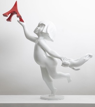 Girl Eiffel - Sculpture en résine - 100 cm