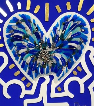 Crush - Tribute to Keith Haring - Bleu Klein - 120 x 120 cm - Plumes et dessin