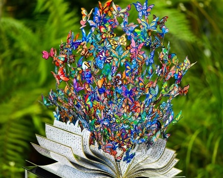 Book of life - 55 x 48 x 40 cm - Sculpture 3D en métal découpée au laser