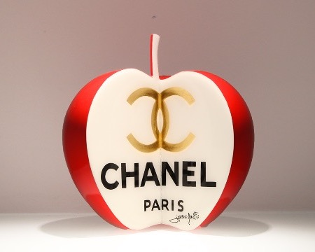 Chanel - 19 cm - Sculpture en résine