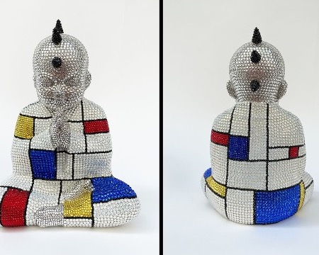 Punk Buddha - Drawing the line feat Mondrian - 22 x 15 x 9 cm - Sculpture en fibre de verre, peinture acrylique et cristaux Swarovski