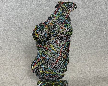 Délicate (Multicolore) - Sculpture en acier - 64 cm