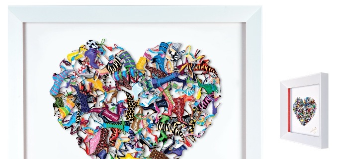 Heart and soles - 35 x 38 cm - Oeuvre sur papier en 3D