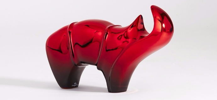 Rhinocéros rouge - 23 x 36 cm – Bronze poli miroir