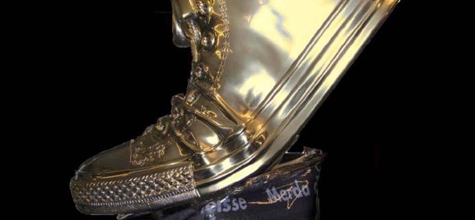 Manzoni Gold Converse Black Jar - 80 x 55 x 35 cm - Sculpture