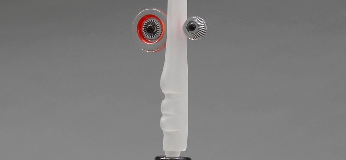 Le Dandy - Glass sculpture - 18"