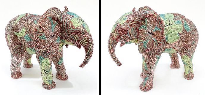 J'adore feat Warhol - 23 x 20 x 30 cm - Sculpture en fibre de verre, peinture acrylique et cristaux Swarovski