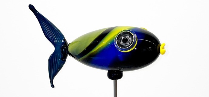 Tropiques Tricolore - Glass sculpture - 20" x 13"